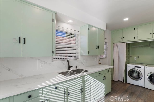 Building Photo - 26 N Michigan St