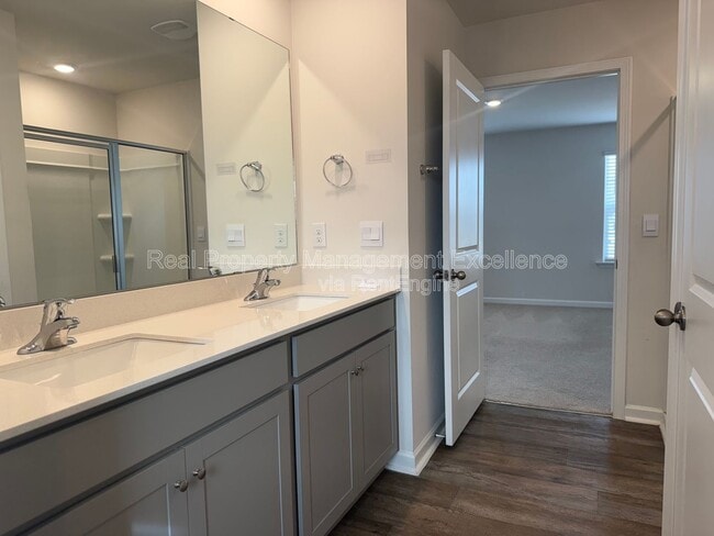 Building Photo - 3117 Pasile Ct