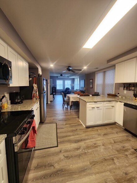 Building Photo - 24 N Baton Rouge Ave