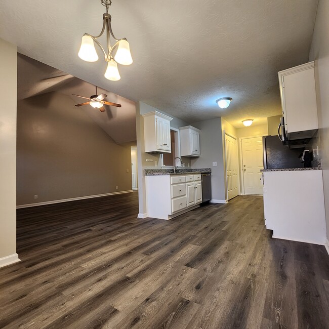 Kitchen/Living Area - 402 Arabian Ln