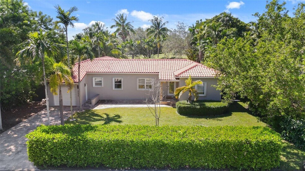 Primary Photo - 10626 NE 10th Ct