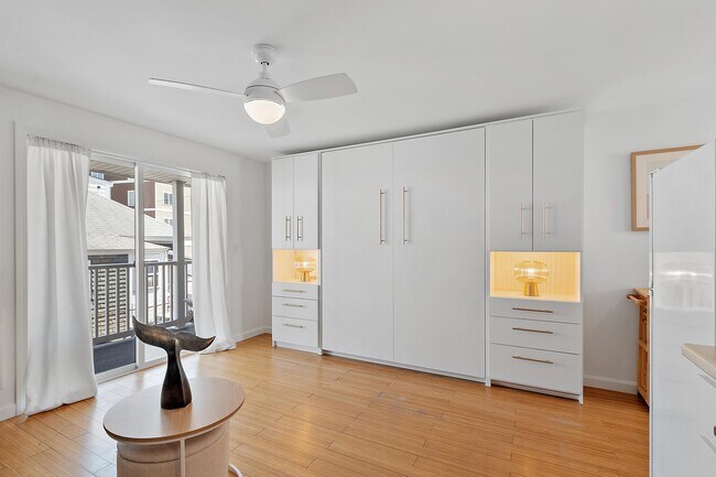 Building Photo - 6 Ashworth Ave