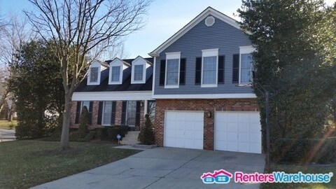 Primary Photo - 1213 Golf Course Dr