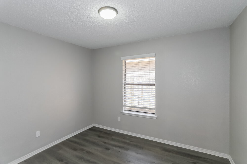 Building Photo - 6936 Bentley Ave