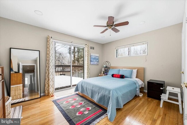 Building Photo - 903 Leverton Rd