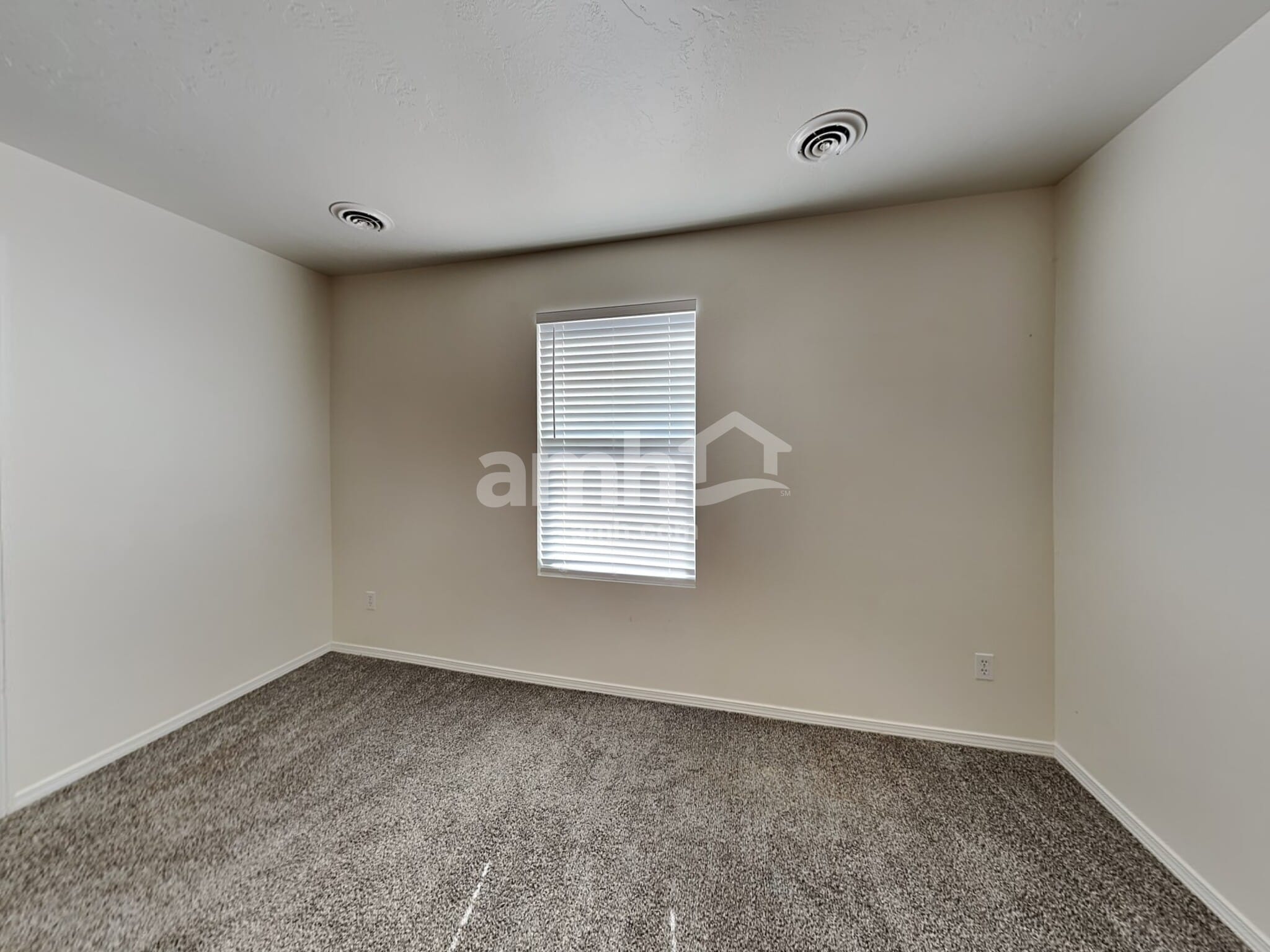 Building Photo - 19637 Cumberland Way