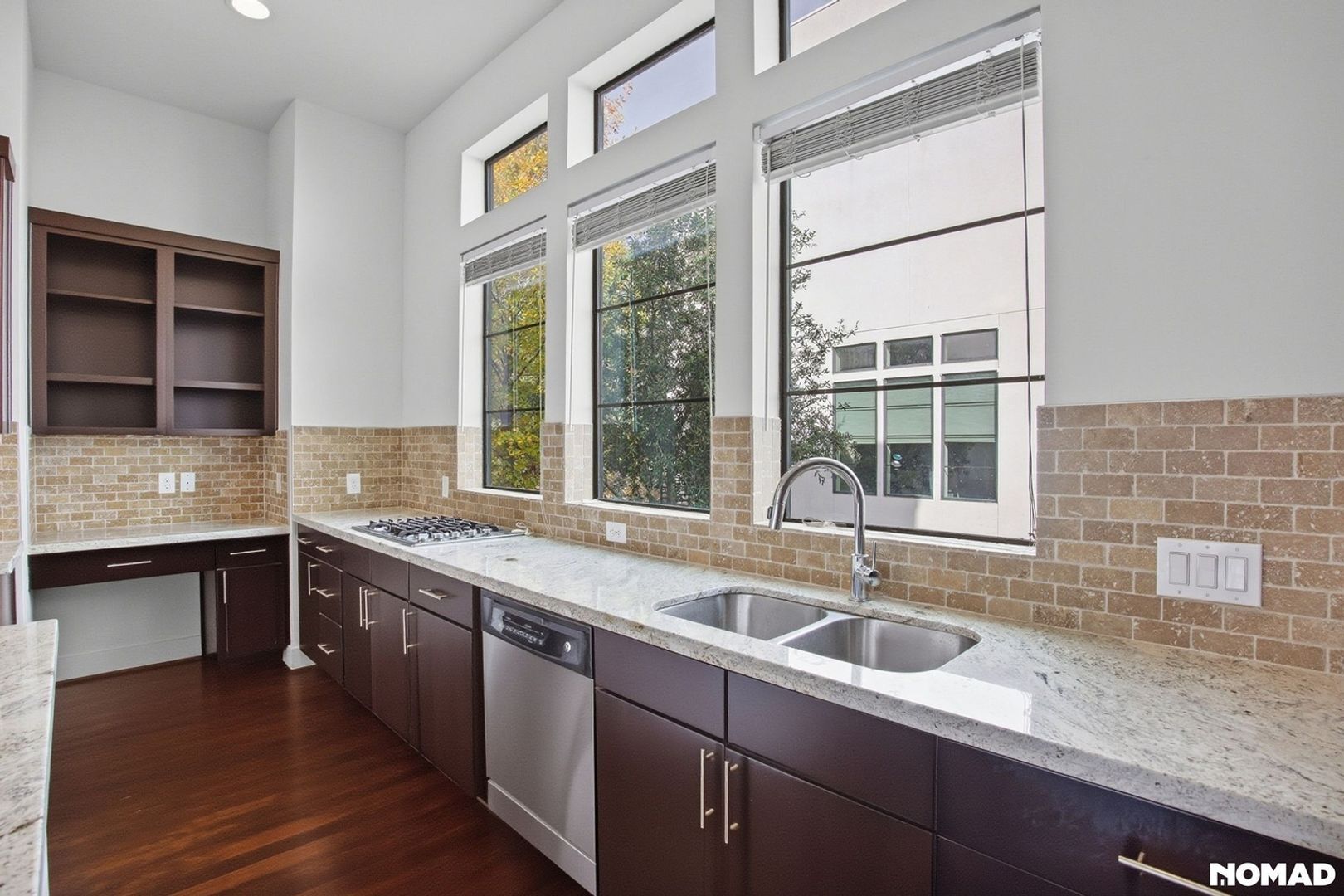 Building Photo - 1706 Alamo St