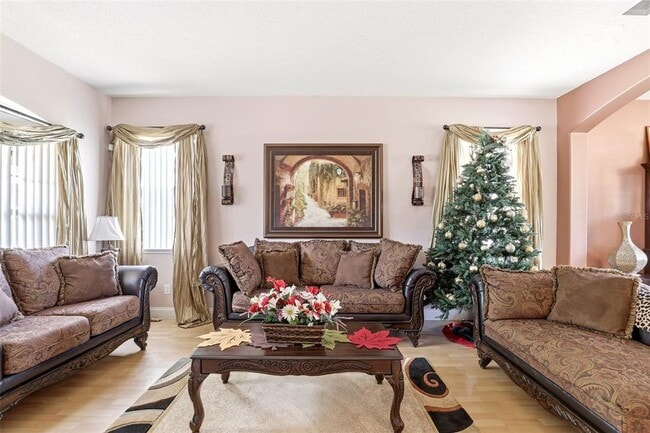 Building Photo - 824 Lake Biscayne Way