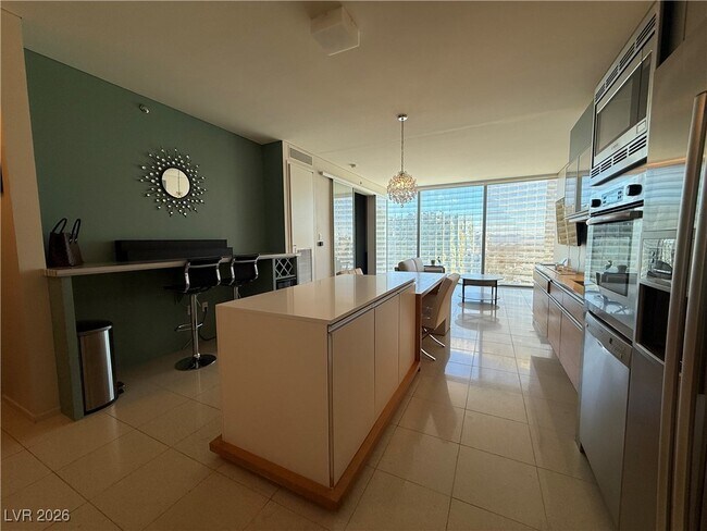 Building Photo - 3726 S Las Vegas Blvd