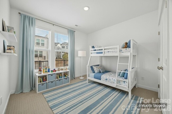 Building Photo - 7216 Westrow Ave