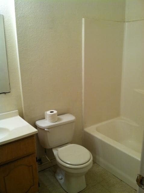 Building Photo - 1200 Whetstone St