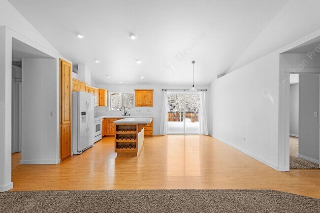 Building Photo - Northeast 3 BR - 2 BA Single-level Home w/ large Backyard