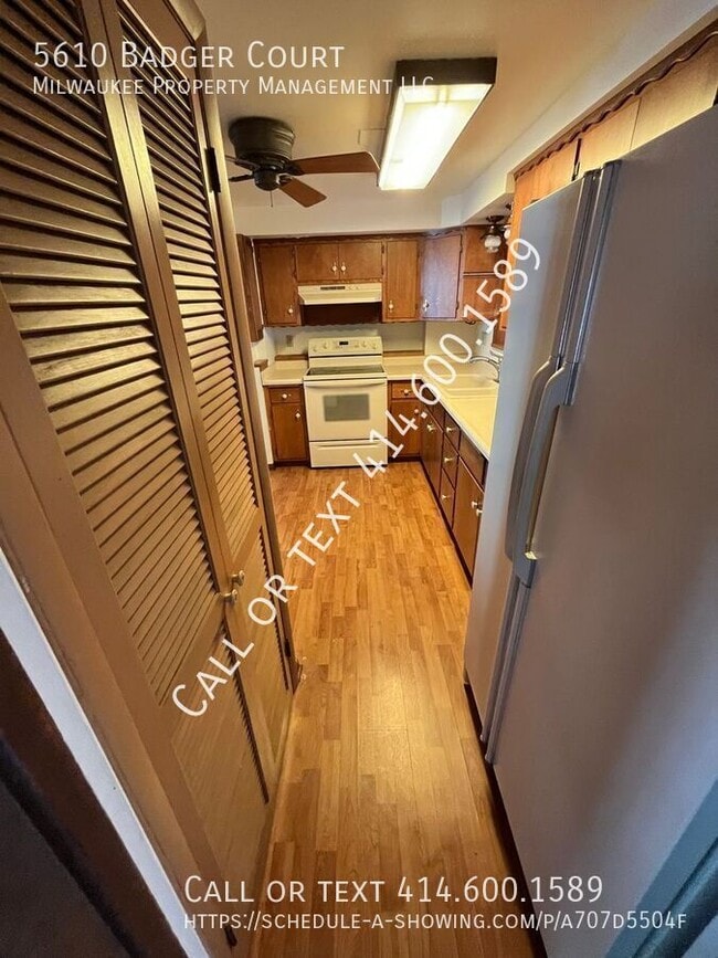 Building Photo - 5610 Badger Ct