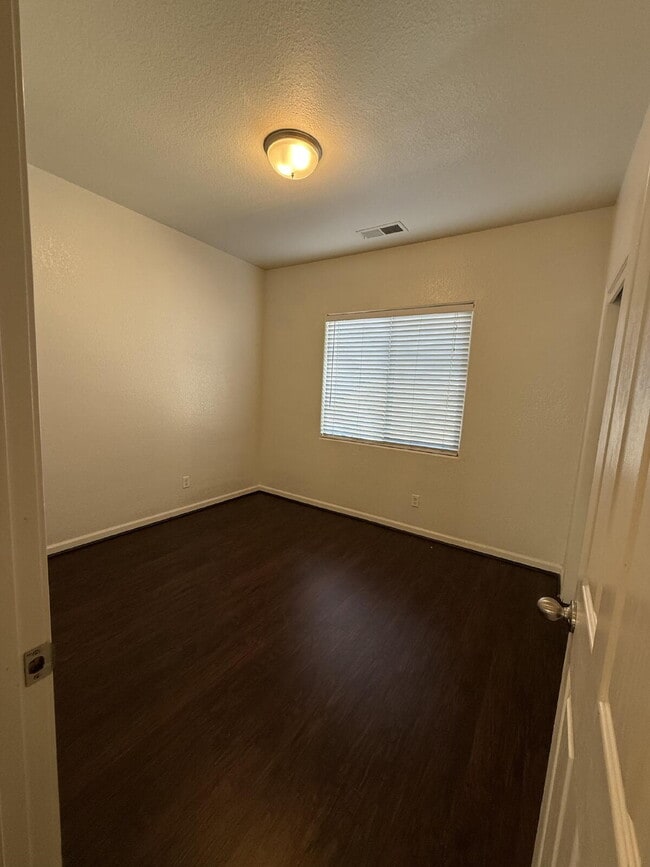 Building Photo - Reduced Price $2395 Per Month *PLUS $99 Deposit! *Move in within a week of applying to qualify fo...