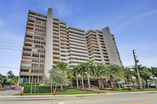 Building Photo - 1390 S Ocean Blvd