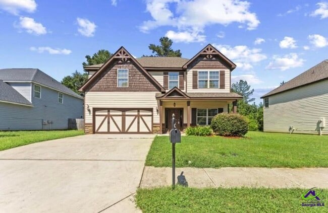 Primary Photo - 310 Dog Fennel Ln