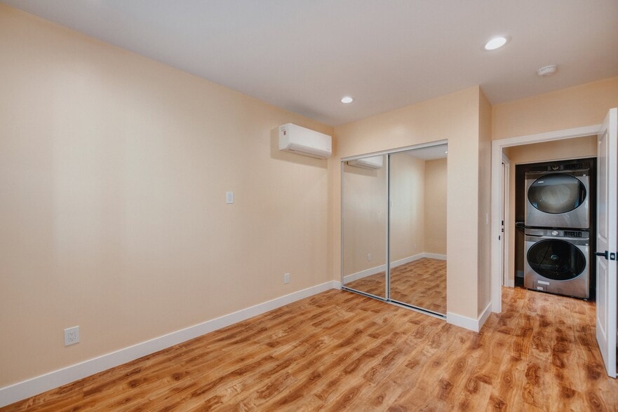 Building Photo - 2703 W Alondra Blvd
