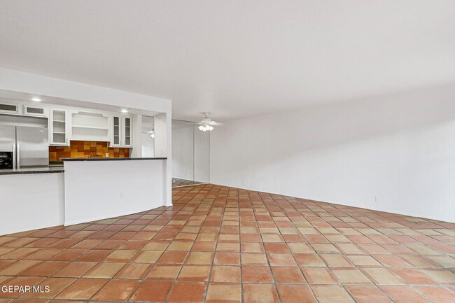 Building Photo - 252 Shadow Mountain Dr