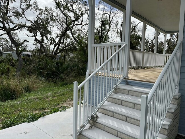 Building Photo - 3547 Vine Trl