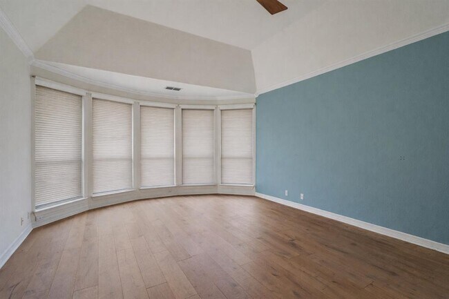 Building Photo - 12105 Portobella Dr