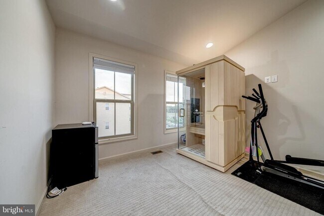 Building Photo - 23697 Sailfish Square