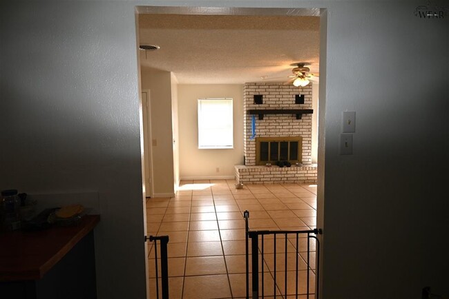 Building Photo - 4609 Tammy Dr
