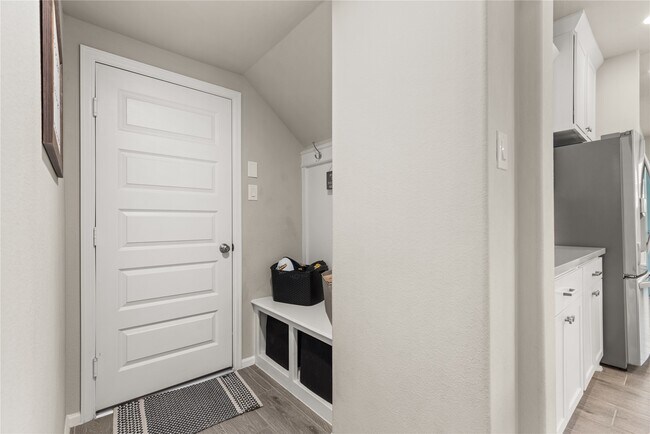 Building Photo - 16334 Silver Emperor St