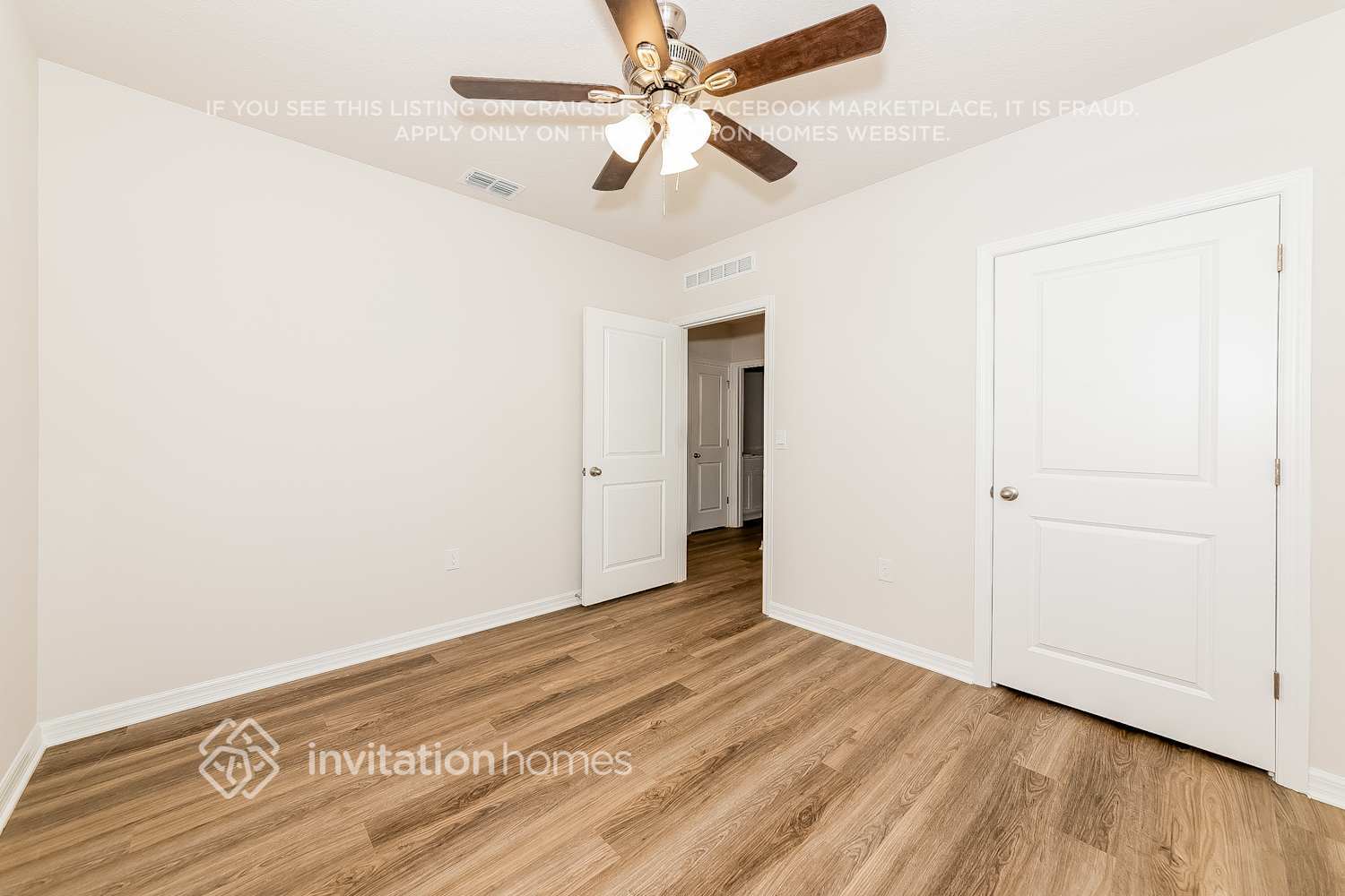 Building Photo - 22505 Hidden Palms St