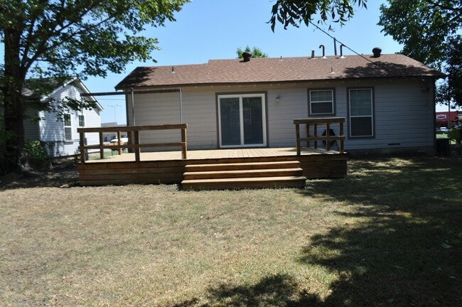 Building Photo - 1243 Centerville Rd