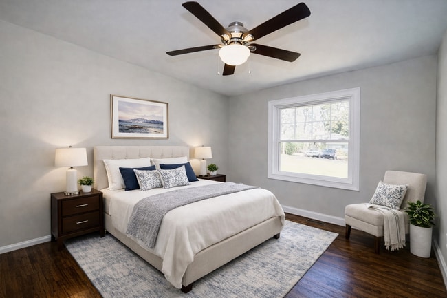 Building Photo - Beautiful 3 Bedroom Brick Home Near Uptown Charlotte