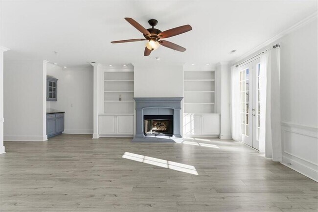 Building Photo - 2260 Edgartown Ln SE