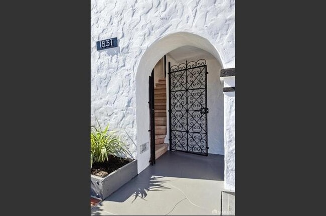 Building Photo - 1831 22nd Ave