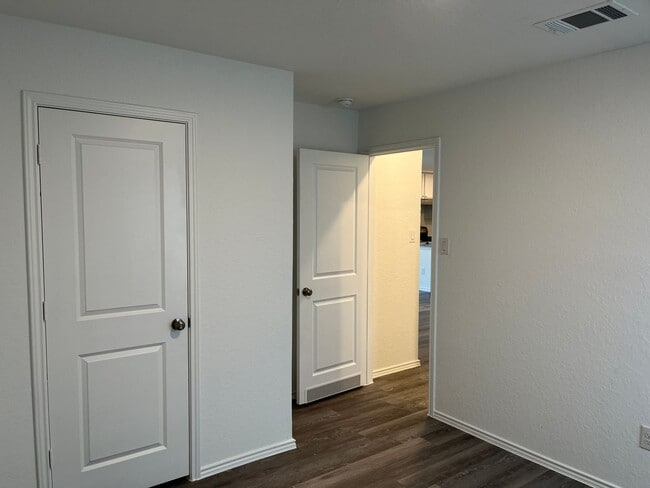 Building Photo - Dream Home in Seguin- 3 Bedroom / 2 Bath -...