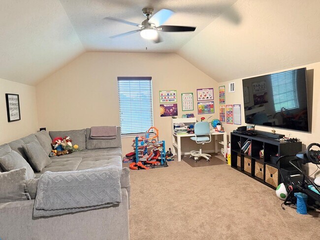 Building Photo - 20703 Winghaven Dr