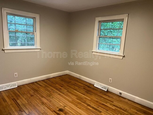 Building Photo - 1328 S Franklin St