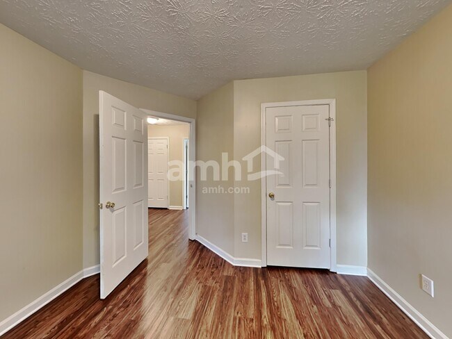 Building Photo - 2740 Avalon Meadows Ln