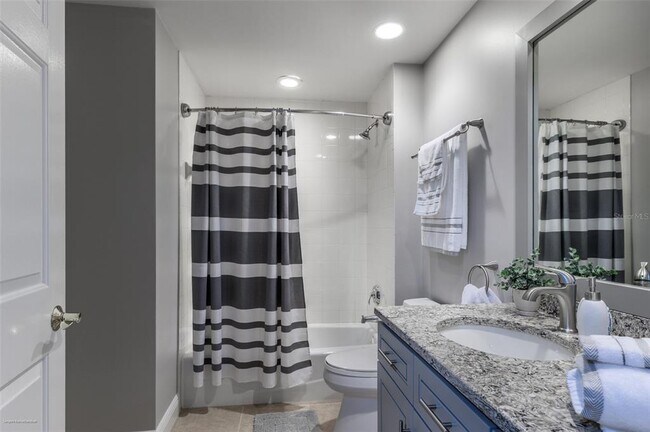Building Photo - 3313 Sunset Key Cir