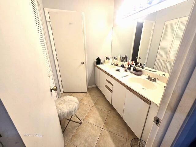 Building Photo - 12185 Royal Palm Blvd