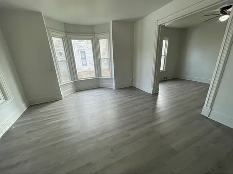 Building Photo - 331 W Morrell St