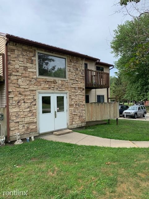 Building Photo - 1 br, 1 bath Apartment - Milford Meadows 111