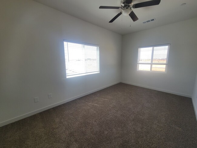 Building Photo - 8304 Grandy St