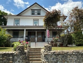 Building Photo - 63 Harding Ave