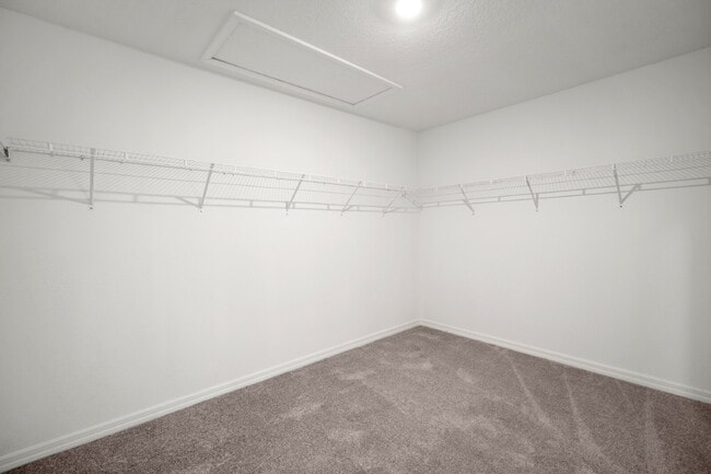 Building Photo - LIKE NEW Home for Rent in Creek Preserve!