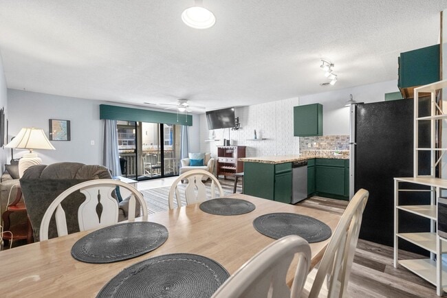 Building Photo - Fully Furnished W/ All Utilities Included!...