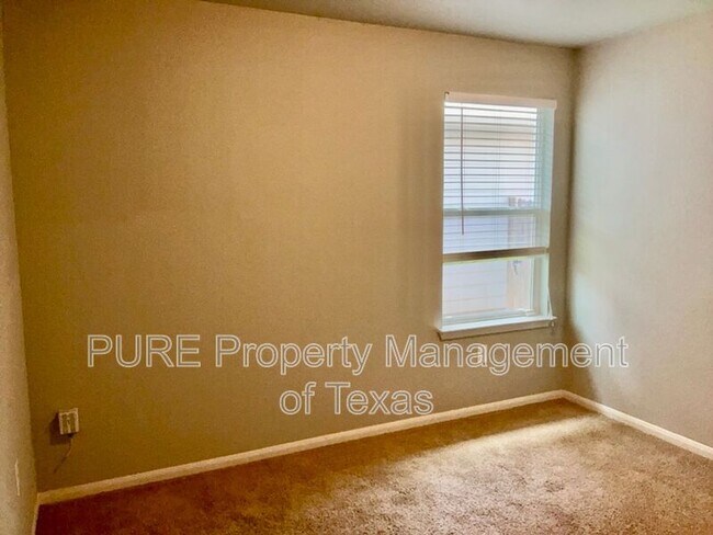 Building Photo - 12040 Riparian Rd