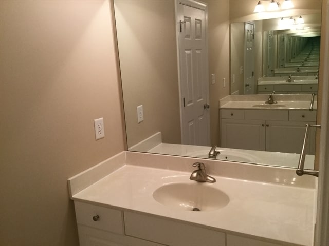 Building Photo - 1124 Coram Fields Rd