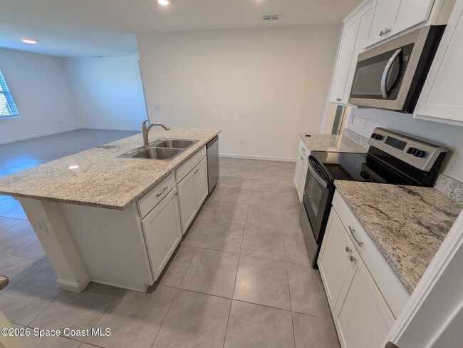 Building Photo - 6694 Topaz Dr