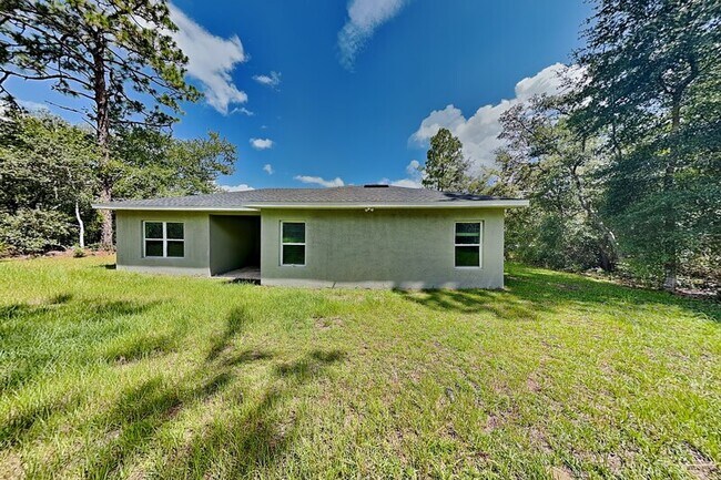 Building Photo - 3212 W Marie Dr