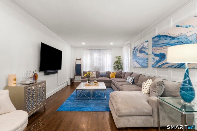 Building Photo - 70 Strawberry Hill Ave