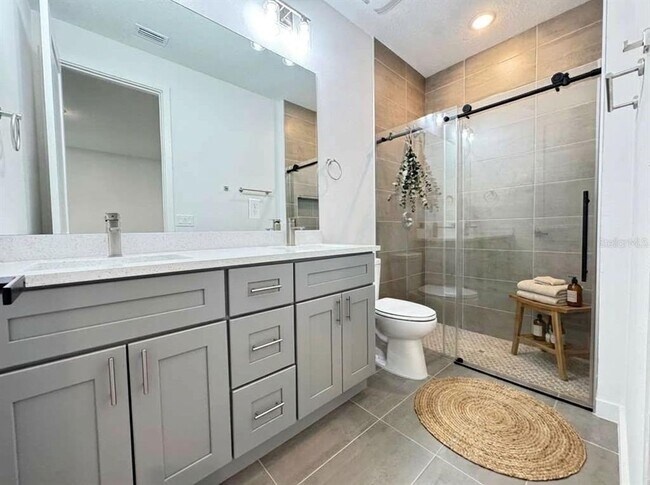 Building Photo - 6807 SW 153rd Pl Rd